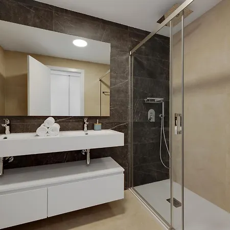 Olivia - Vista Al Mar - Sunset Cliffs *